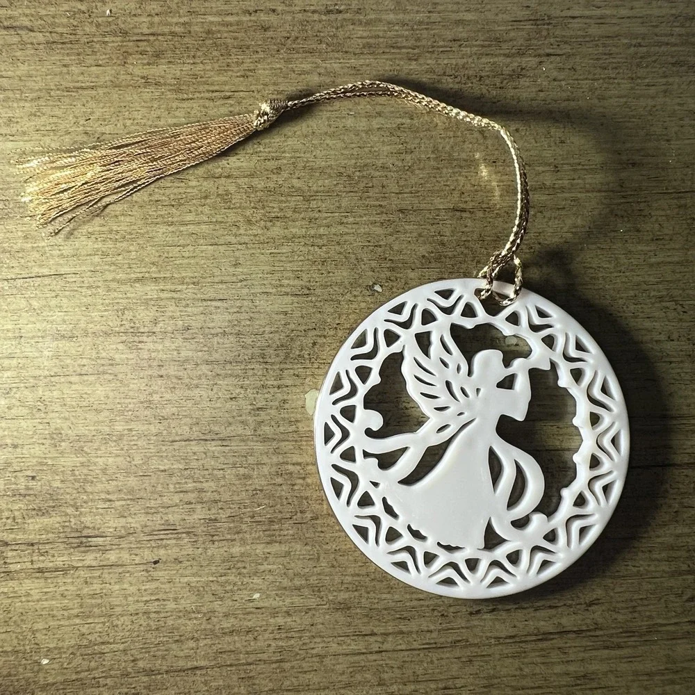 Vintage Lenox Ivory Porcelain Angel Ornament Yuletide Collection New‎ in Box